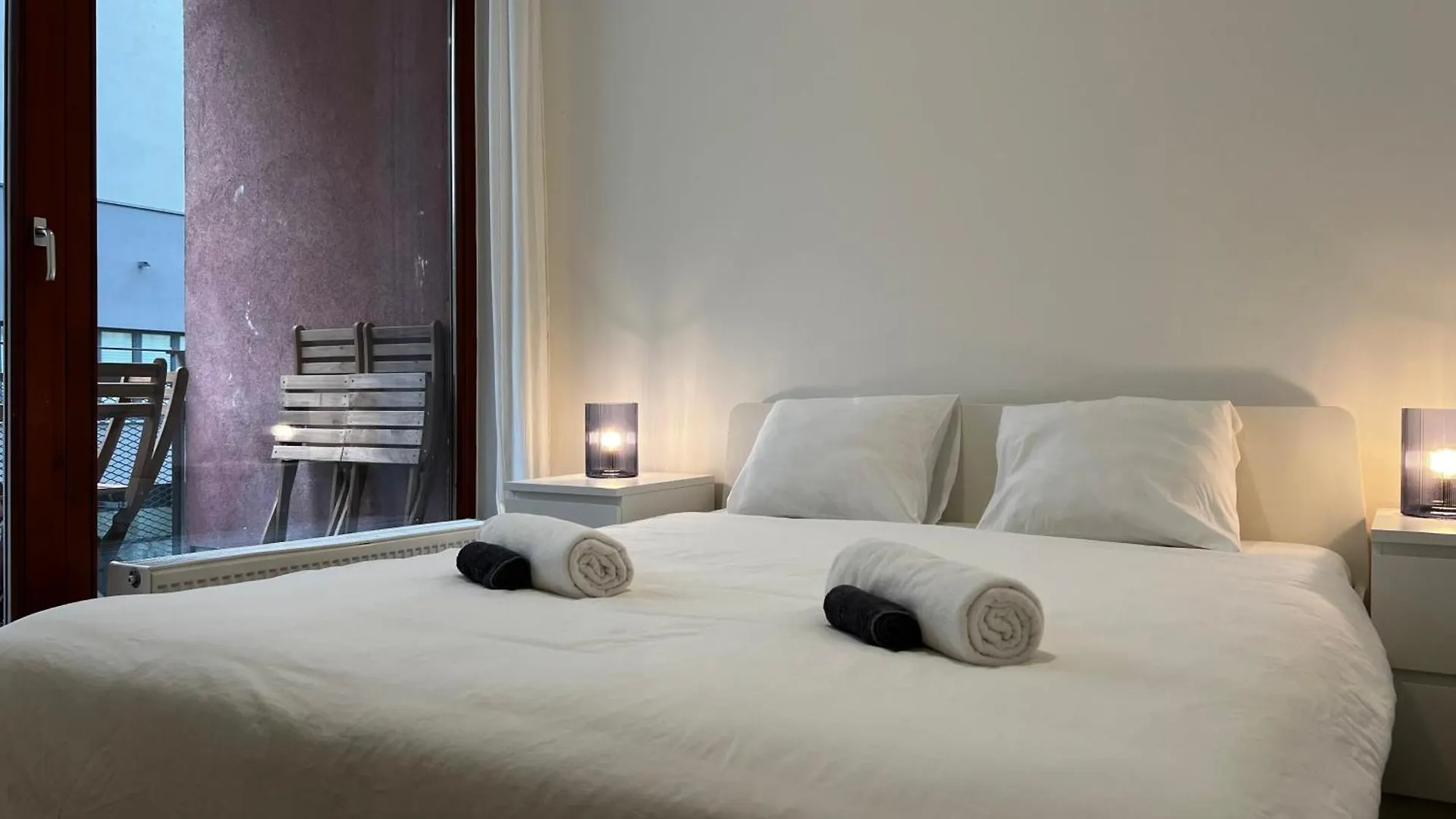 Apartmán Two Apartments, Free Parking, Close To The Center Praha