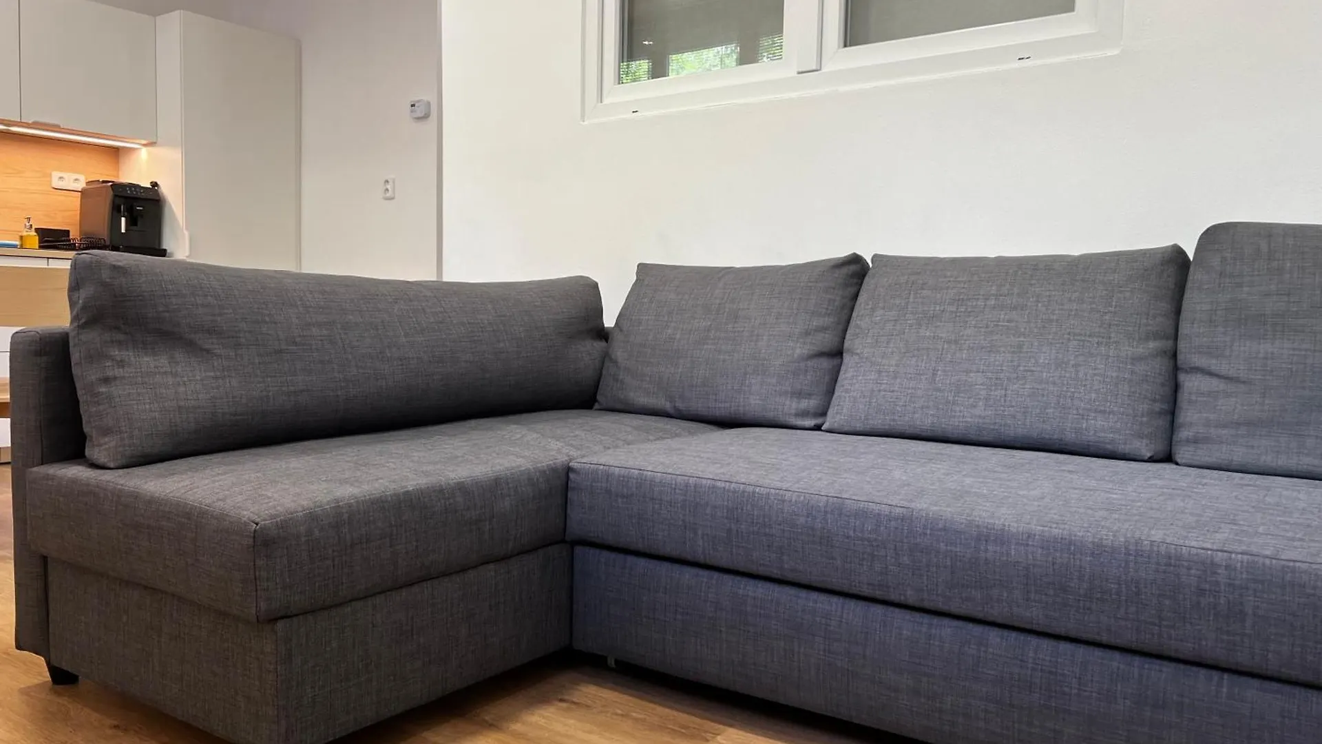 Two Apartments, Free Parking, Close To The Center Praga Appartamento